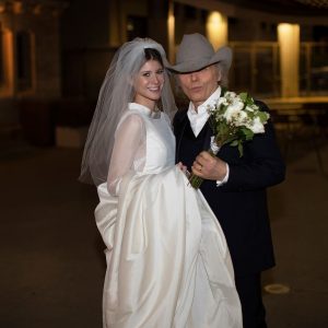 Dwight Yoakam – Fast As You – Country Music